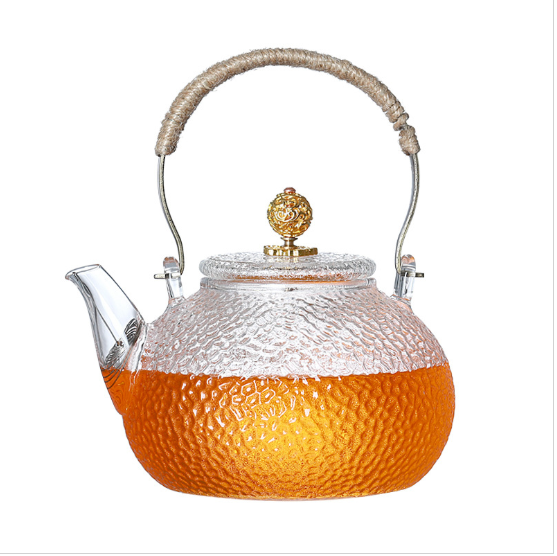 Zakaj je večina loncev z ročaji majhne prostornine?