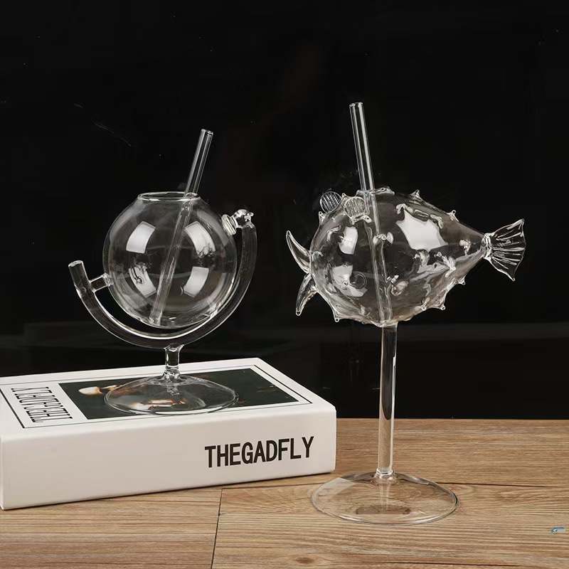 Personalizirani kozarec za koktajl globus internetne zvezde